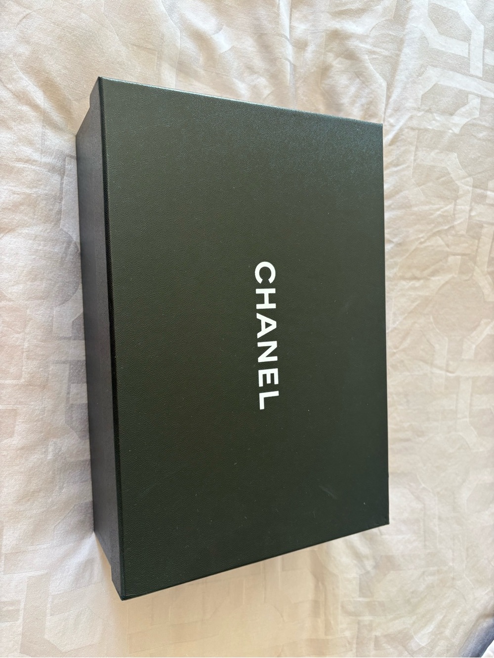 CHANEL Black Leather Double-Strap Slide Mules with Gold CC EU40 - Picture 4 of 6